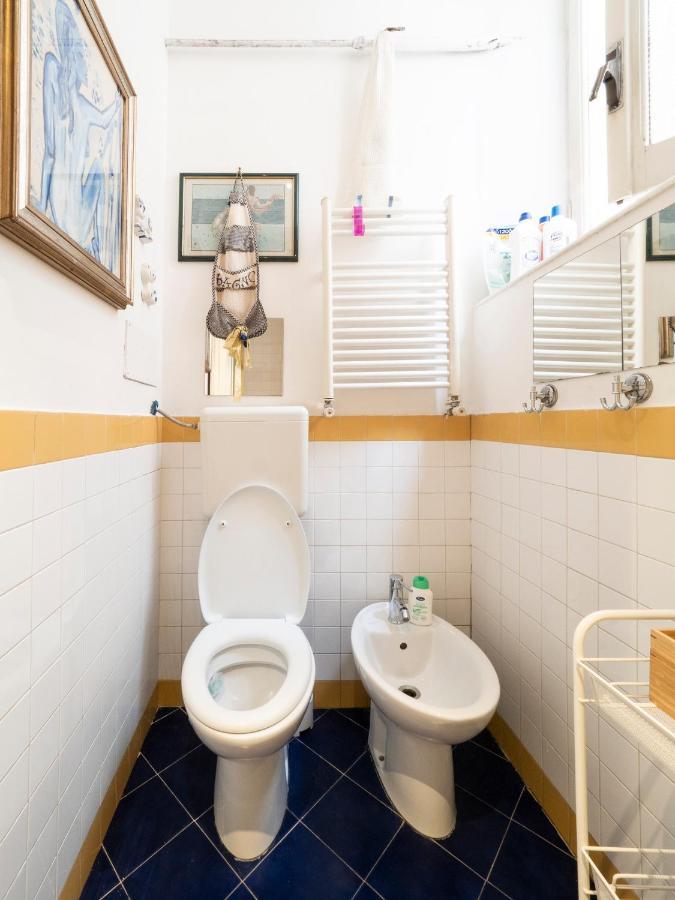 Central Apartment In Trastevere Rome Bagian luar foto