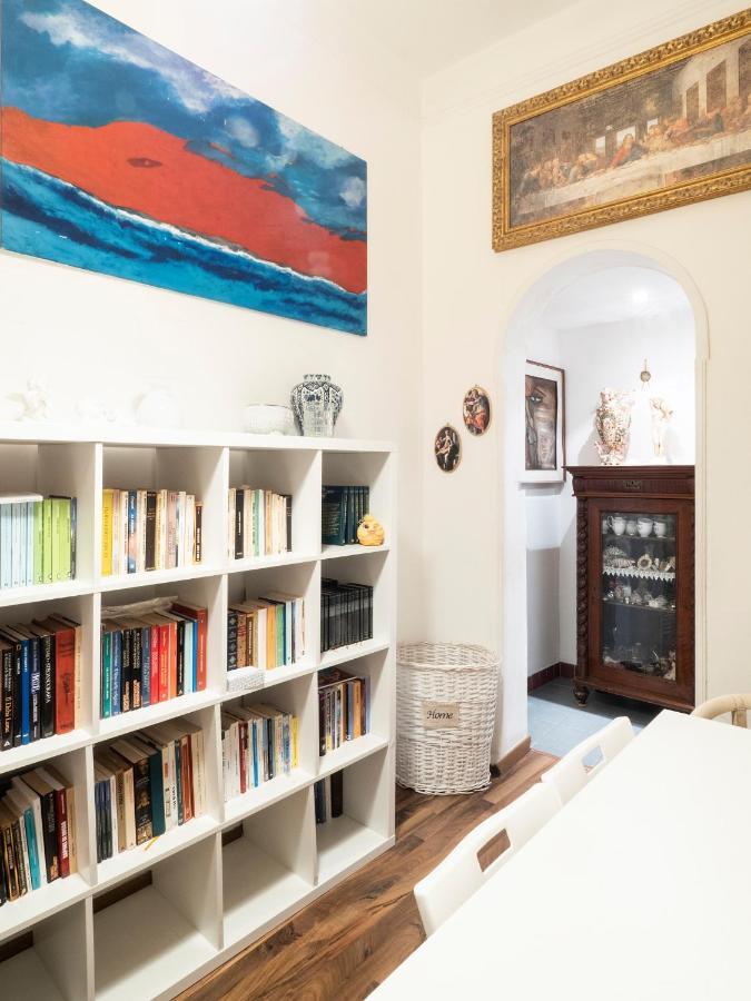Central Apartment In Trastevere Rome Bagian luar foto