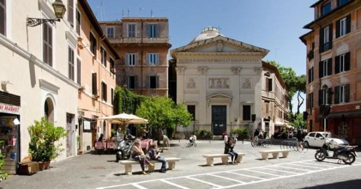Central Apartment In Trastevere Rome Bagian luar foto